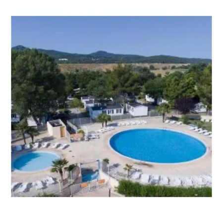Hotel Le Domaine Des Iscles La Roque-d'Antheron Exterior foto